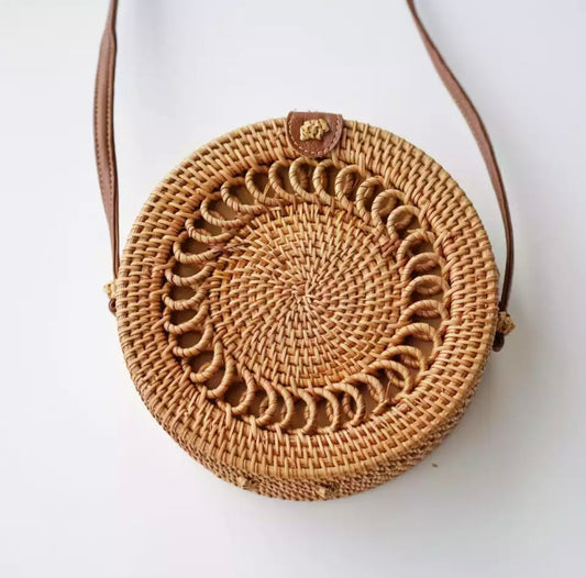 Rattan Round Purse-Curvy